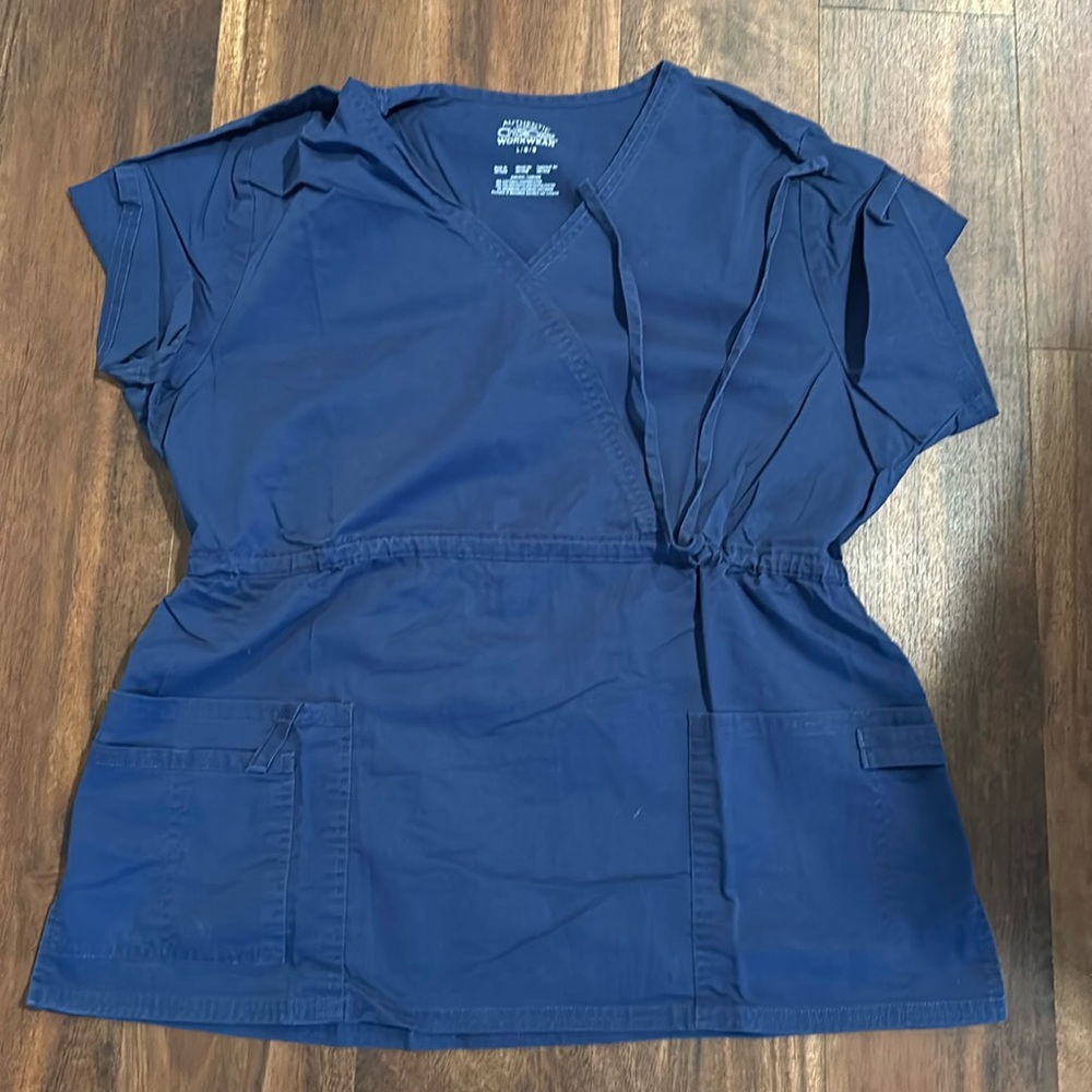 Cherokee workwear stretch drawstring waist scrub top